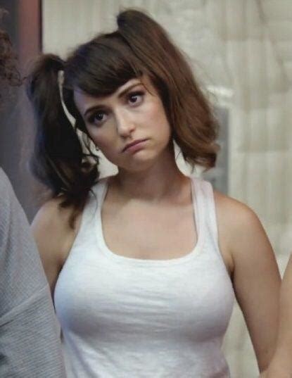 Milana Vayntrub Nude Porn Videos 